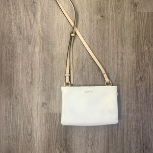 CALVIN KLEIN crossbody